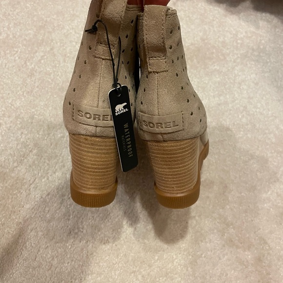 Sorel Studded Uptown Boots—NWT - Picture 3 of 6